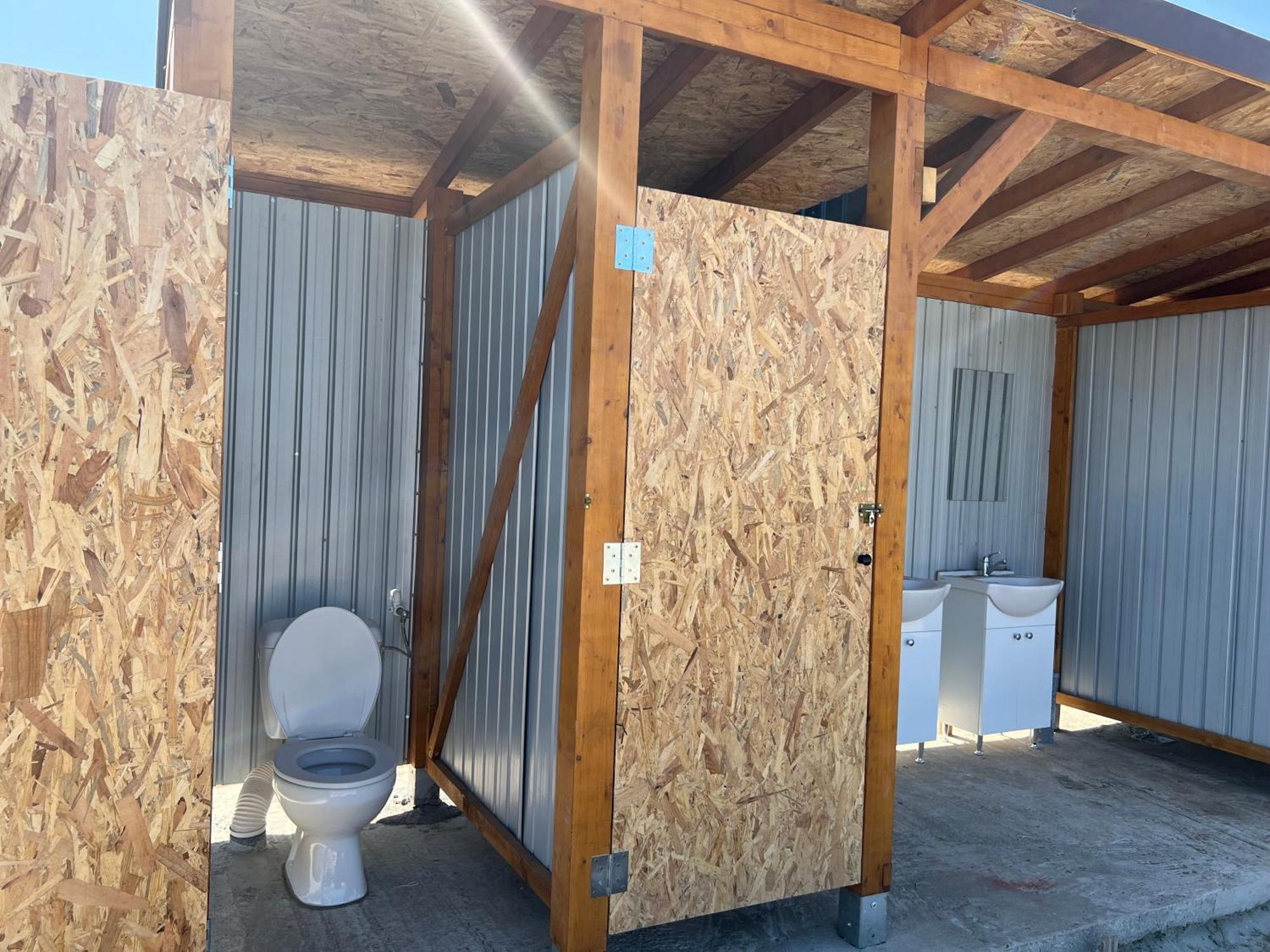 ホテル Meme Glamping コルブ エクステリア 写真