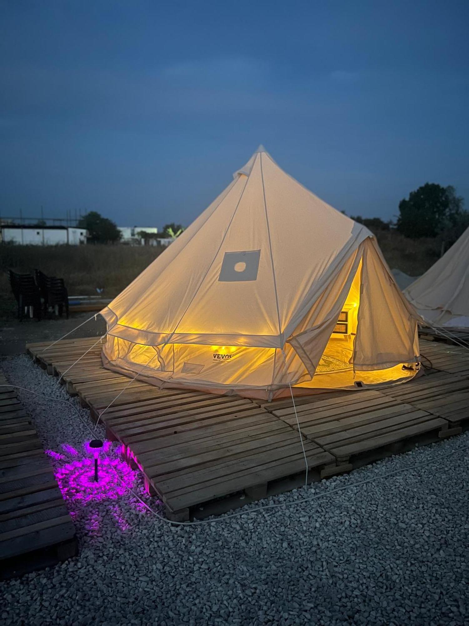 ホテル Meme Glamping コルブ 部屋 写真