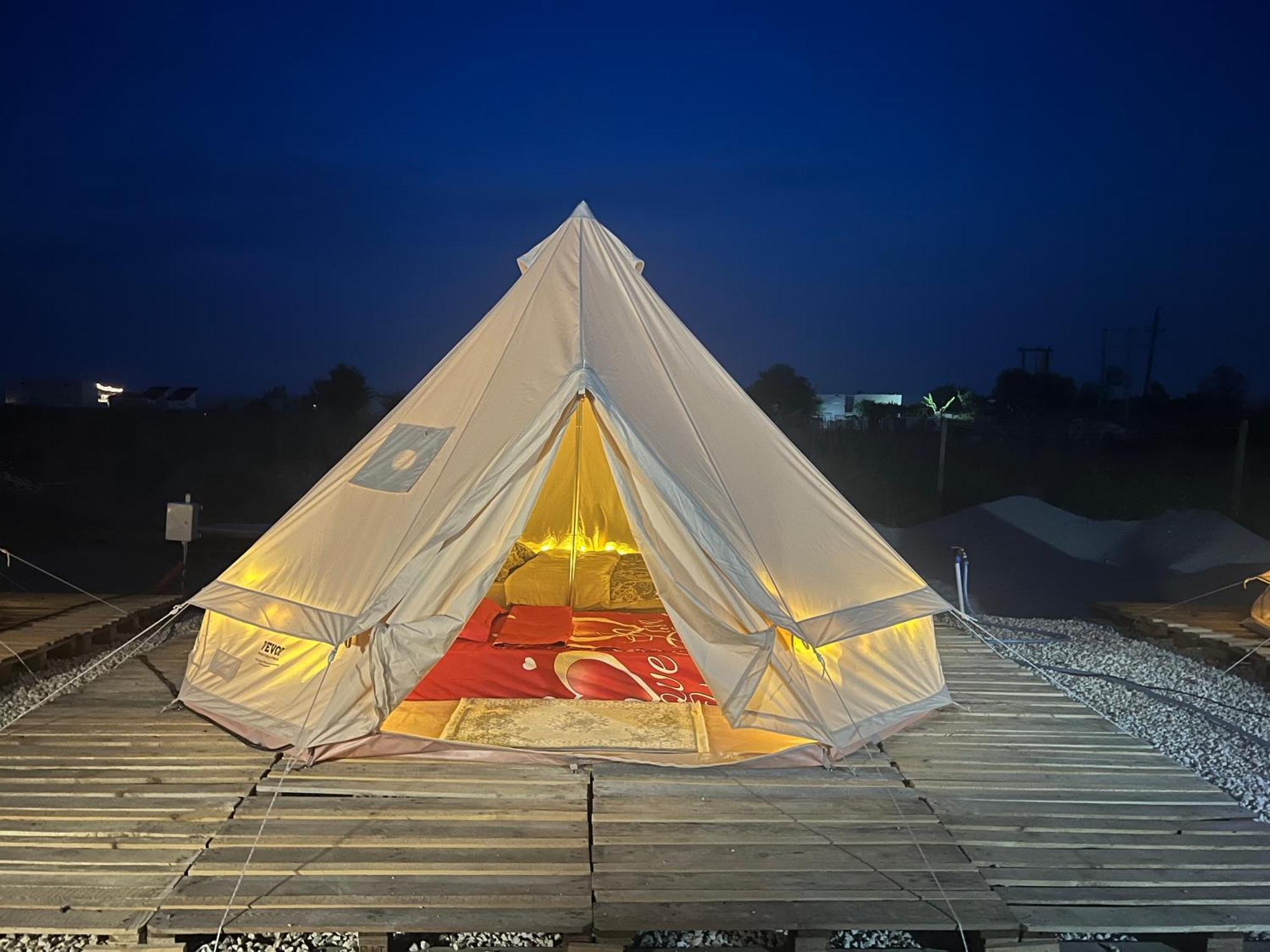 ホテル Meme Glamping コルブ エクステリア 写真