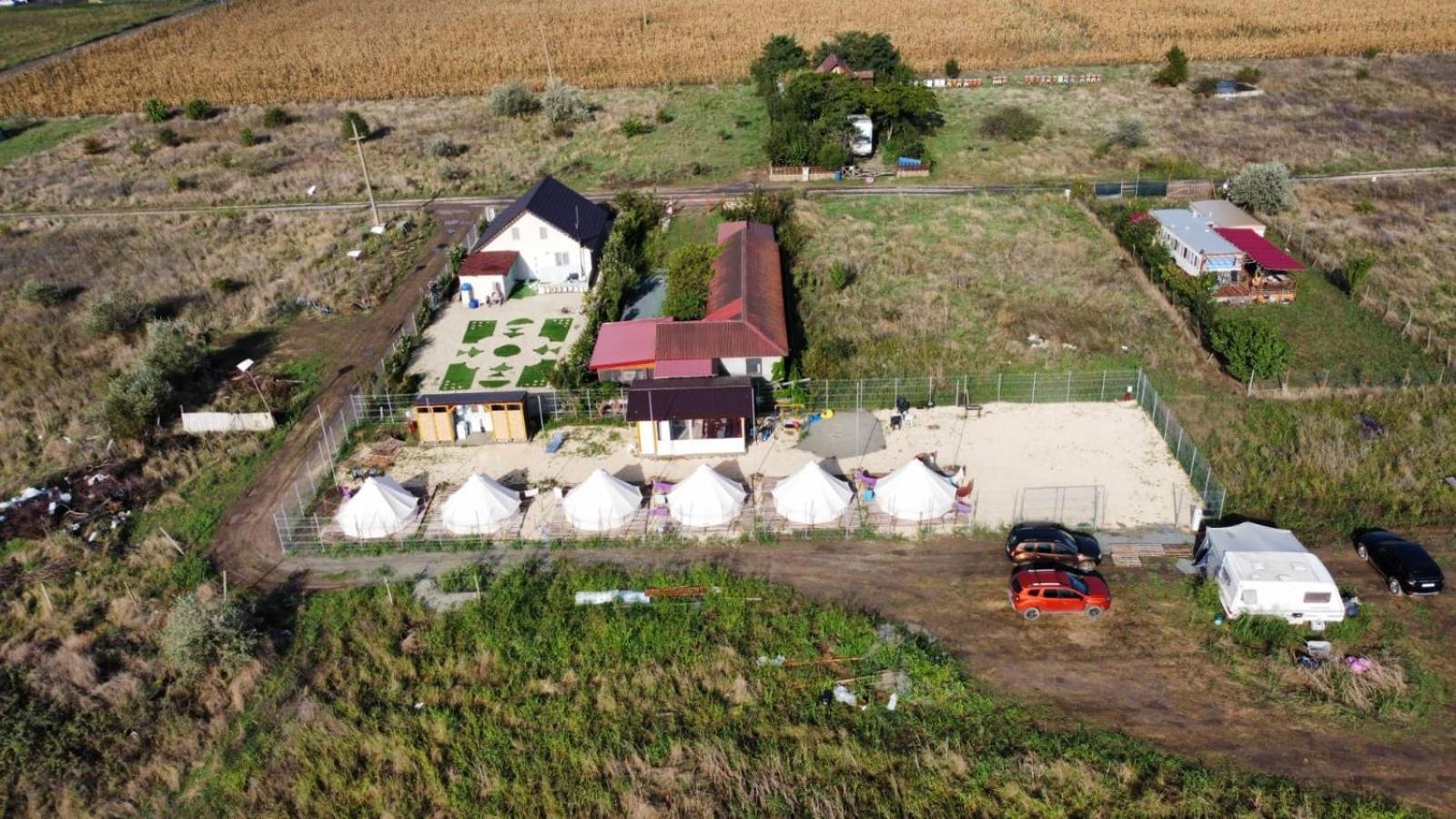 ホテル Meme Glamping コルブ エクステリア 写真